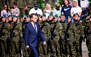 Pierwsi żołnierze dobrowolnej zasadniczej służby wojskowej złożyli przysięgę